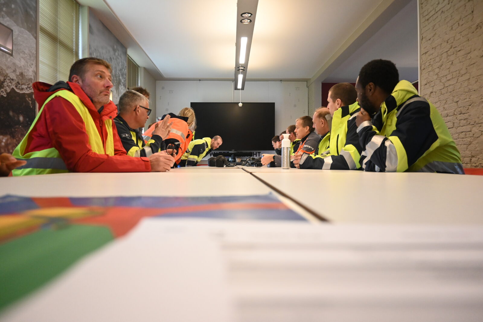 Foto vergadering medewerkers